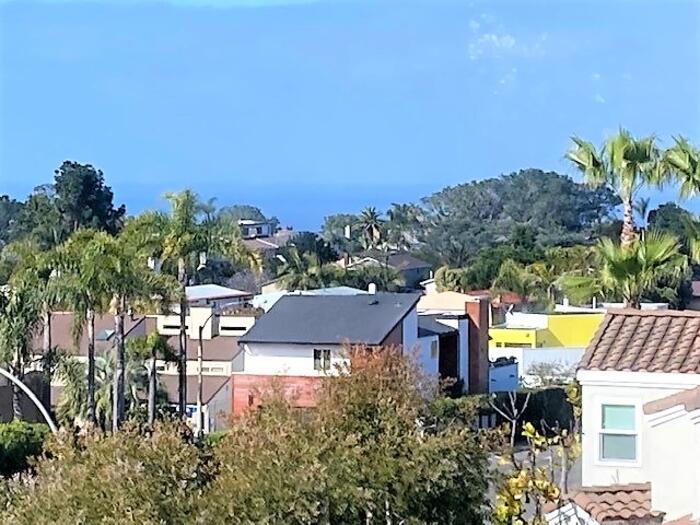 Photo of 13813 Boquita Dr Del Mar  92014